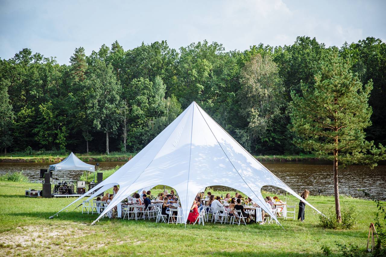 zelt hochzeit